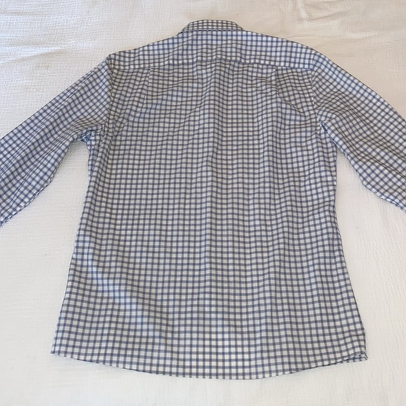 5 for $20 Tommy Hilfiger men’s button-down shirt - Picture 4 of 4